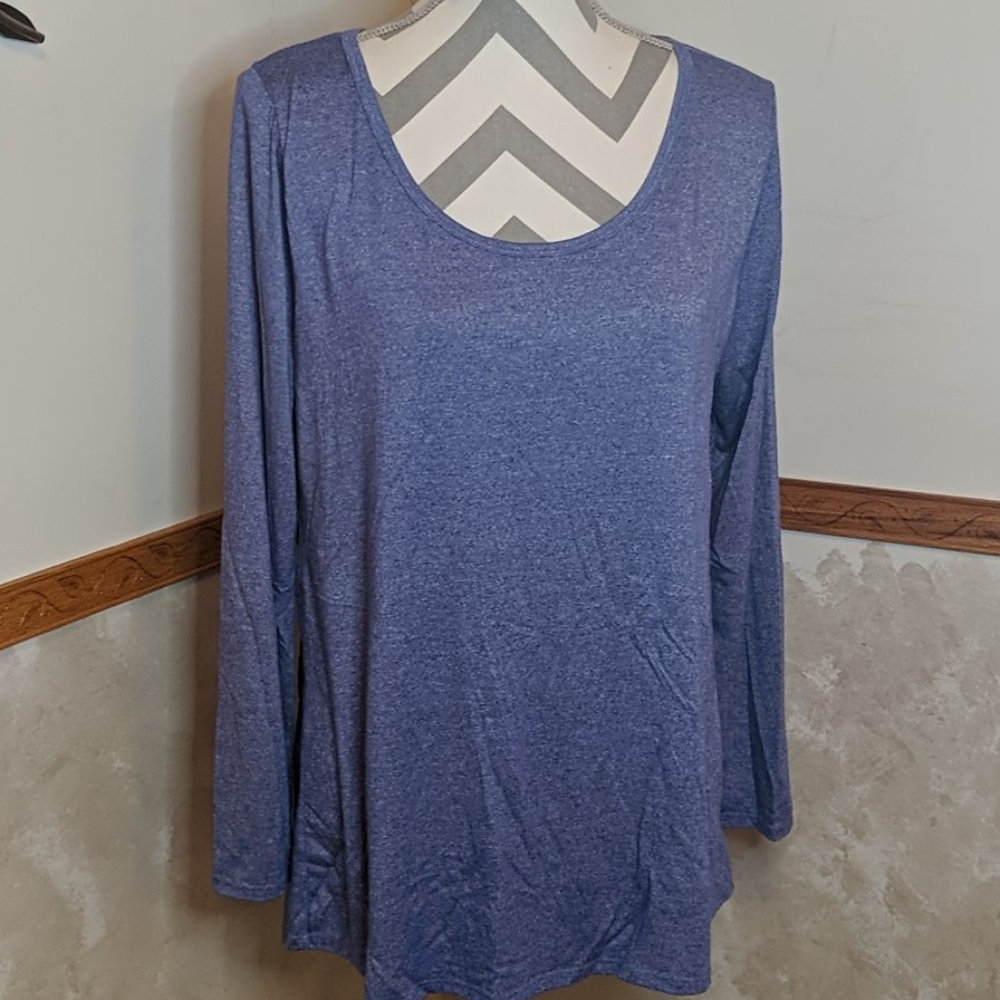 Lularoe lynnae. Size large